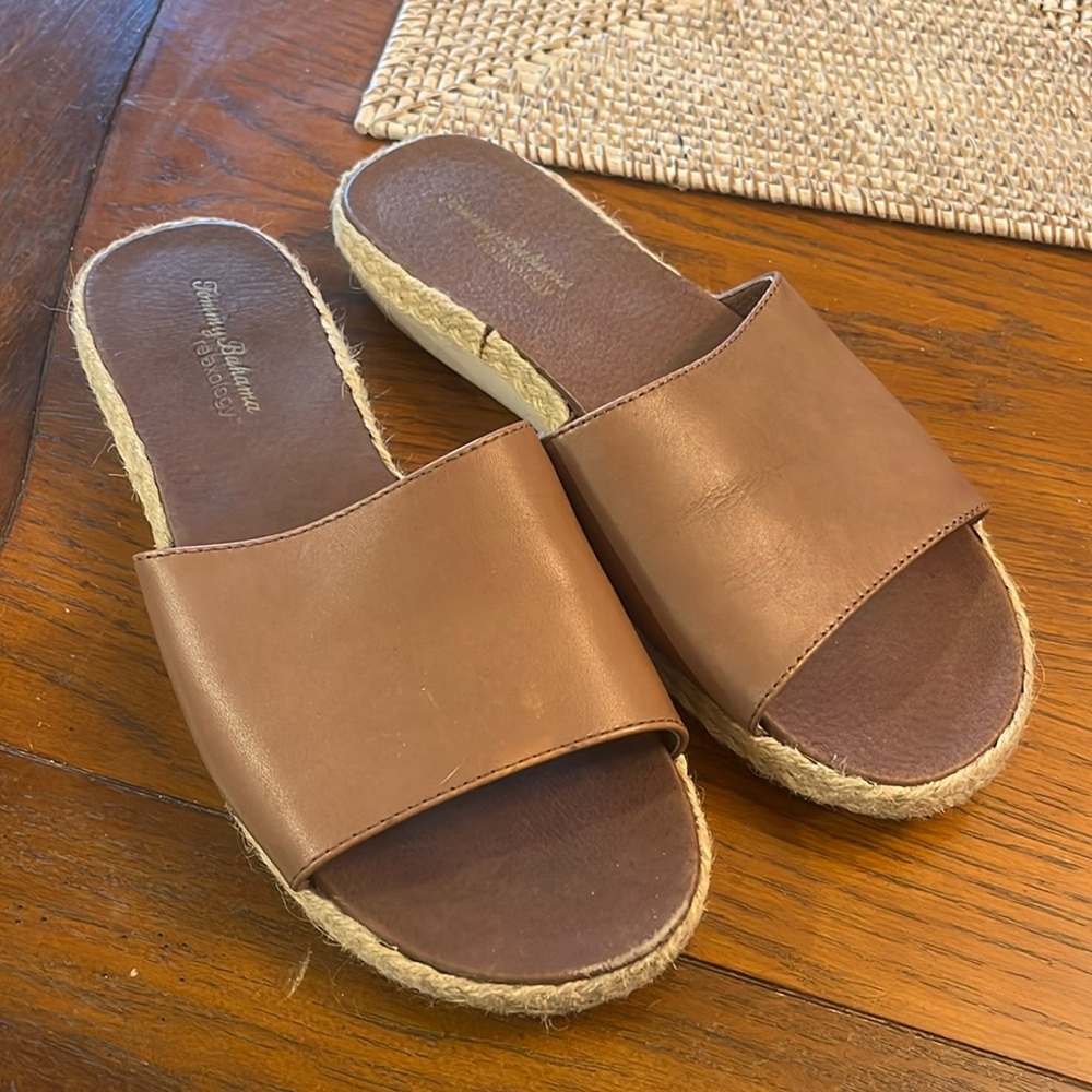 Tommy Bahama reflexology brown slide sandals size 10